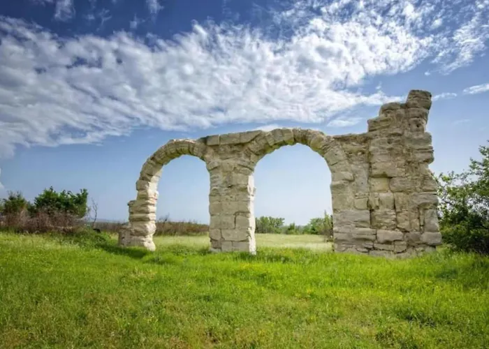 Nika - Three Bedroom With Private Pool Villa Lozovac